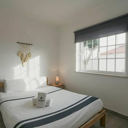 15 - Vivenda Adelino Martins