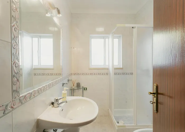 Vakantiehuis 15 - Vivenda Adelino Martins Ferrel (Leiria)