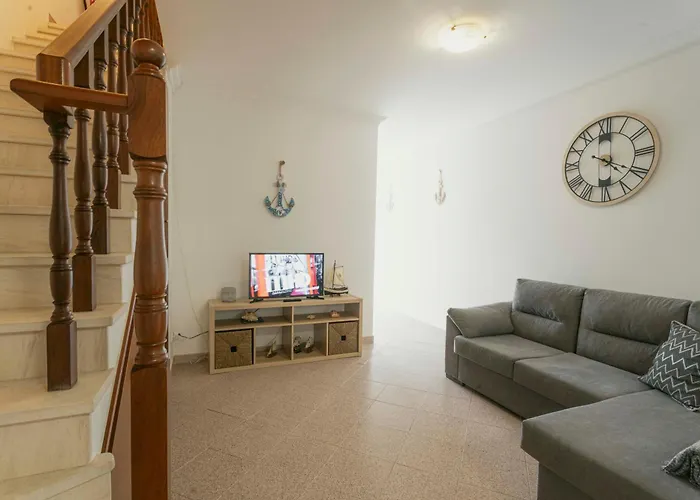 15 - Vivenda Adelino Martins Semesterbostad